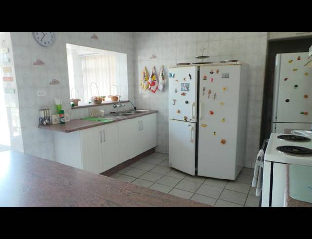 3 BEDROOM HOUSE FOR SALE IN HOMESTEAD